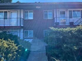 1117 Old Dutch Mill Rd, D
