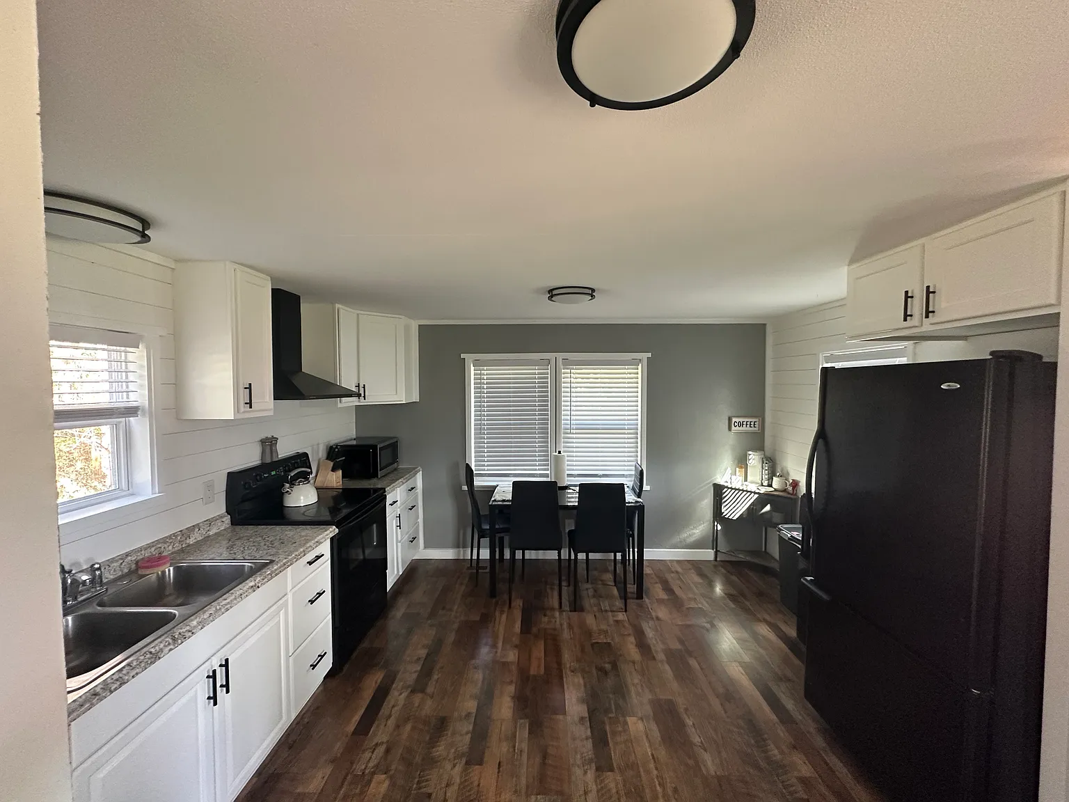 2 bed, 900 sqft, $1,700 — Photo 3