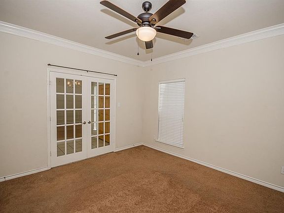 5th image of 9112 Commonwealth Dr