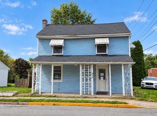 332 N 2nd St, Bainbridge, PA 17502
