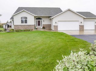 27649 637th St, Kasson, MN 55944