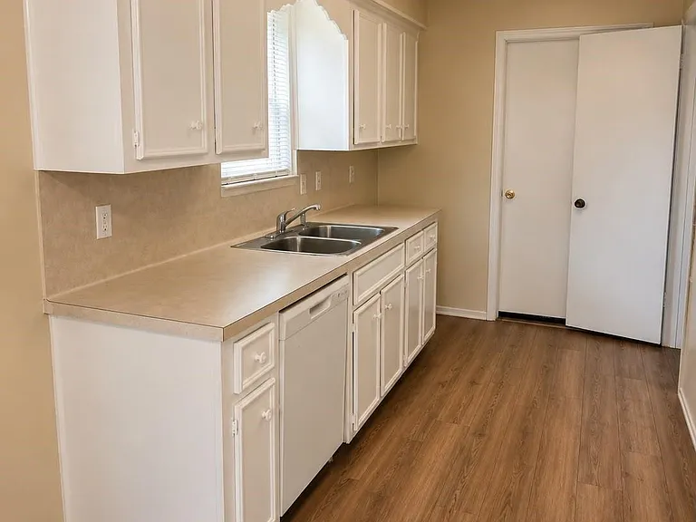12755 Brookglade Cir — Photo 15