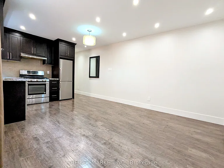 211 Saint Clements Ave #2 — Photo 8