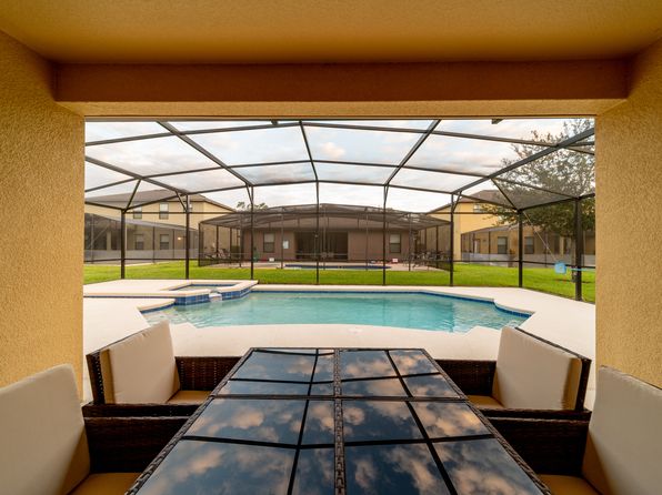 1138 Cypress Pointe Blvd