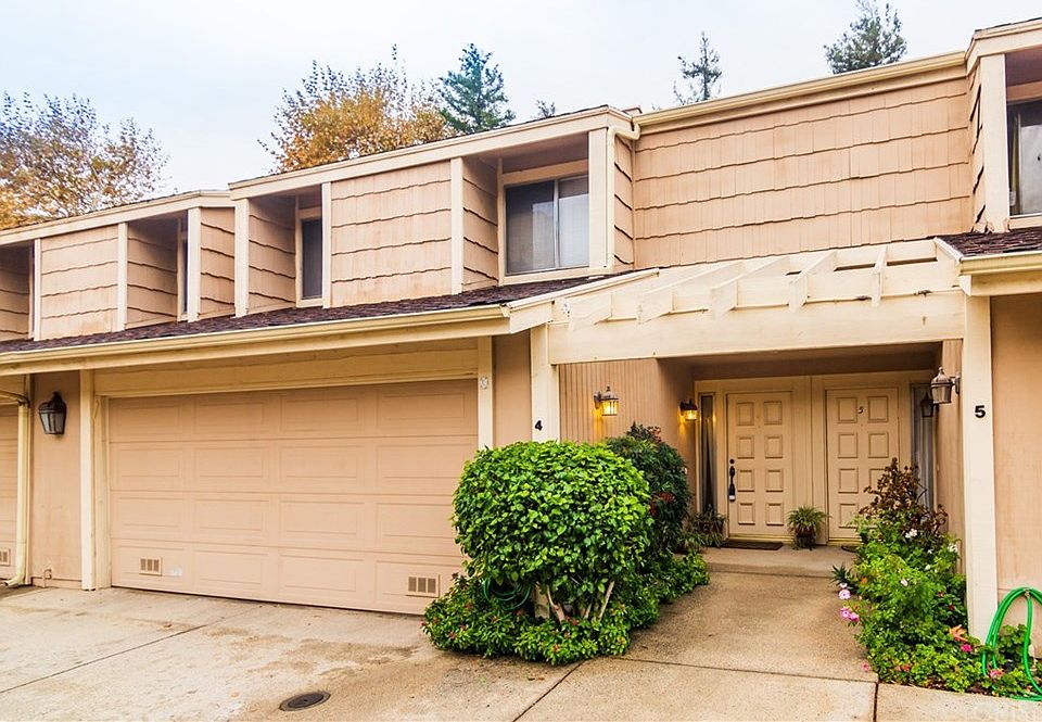 1st image of 18180 Andrea Cir N Unit 4