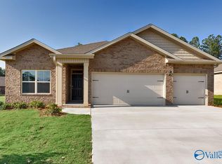 22052 Chancery Ln, Athens, AL 35613