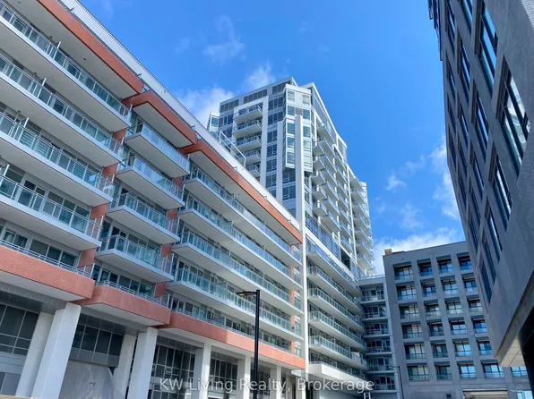 8888 Yonge St, Richmond Hill, ON