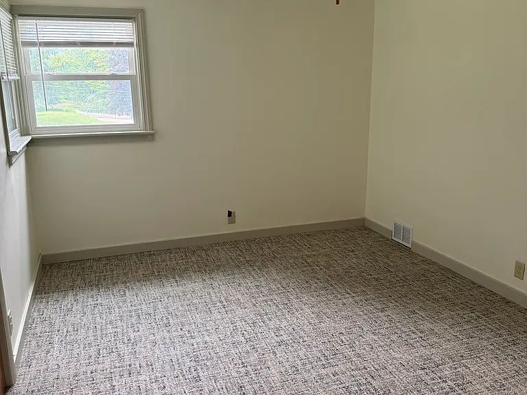 18 Grandview Hts — Photo 8