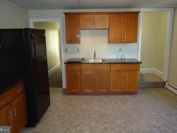 3rd image of 216 E Penn Ave #B