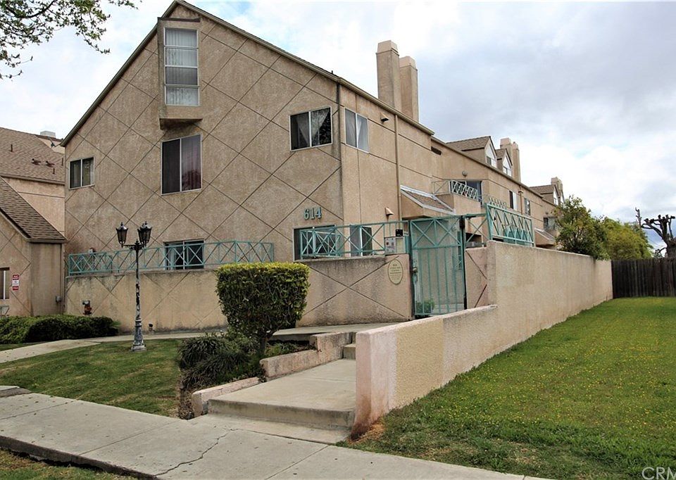 1st image of 614 Venice Way Unit 111