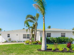 4204 Royal Palm Dr, Bradenton, FL 34210