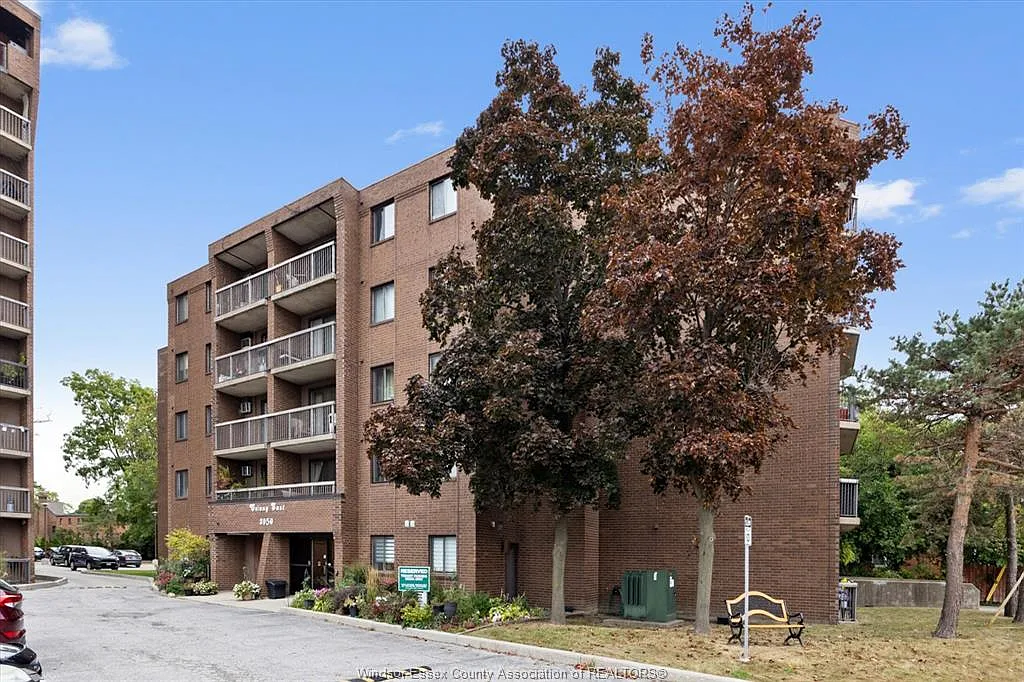 1 bed, 1.0 bath, $1,750 — Photo 1