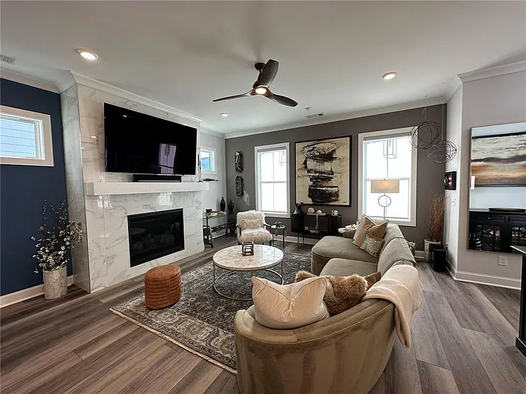 2212 Swansea Way — Photo 9