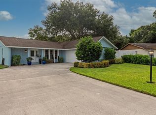 2831 Indianwood Dr, Sarasota, FL 34232