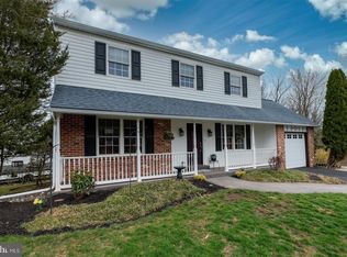45 Iroquois Dr, Royersford, PA 19468