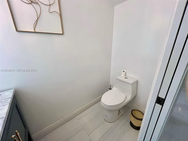 8917 NW 54th St — Photo 12