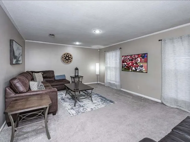 6324 Allwood Dr — Photo 6