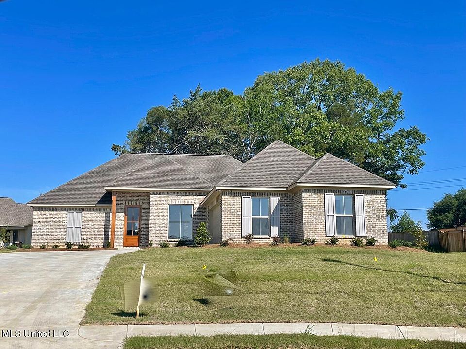 1st image of 214 Baleigh Dr