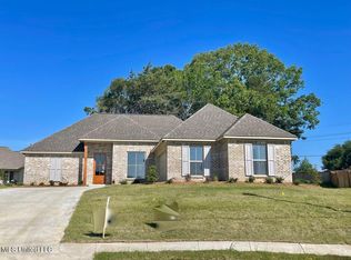 214 Baleigh Dr, Canton, MS 39046