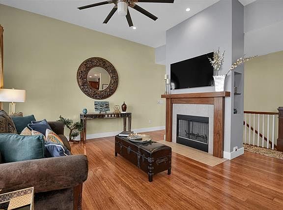 5th image of 6993 Augusta Dr