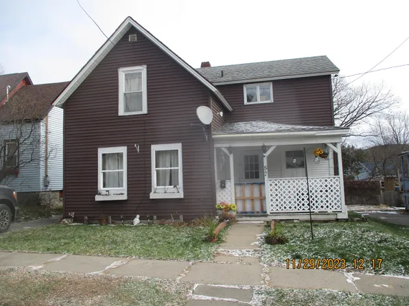 52 S Pearl St, Malone, NY 12953