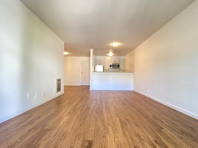 288 Whitmore St #222 — Photo 8