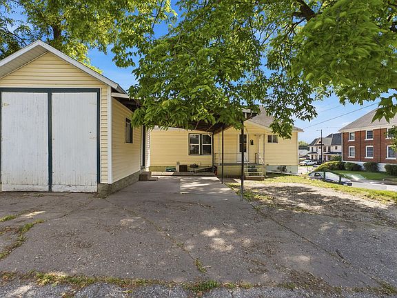 2nd image of 507 Main St