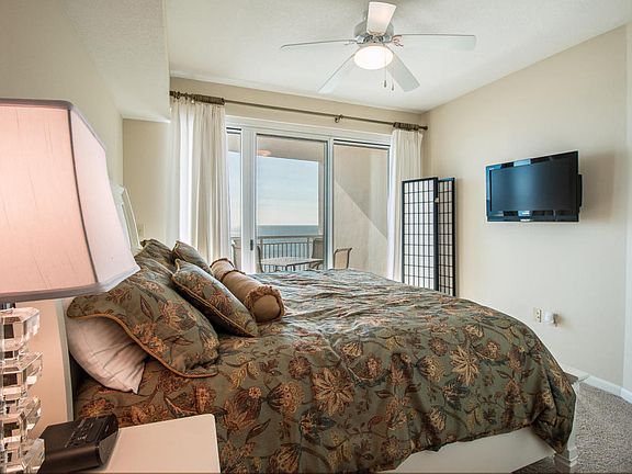 2nd image of 2228 Beach Dr