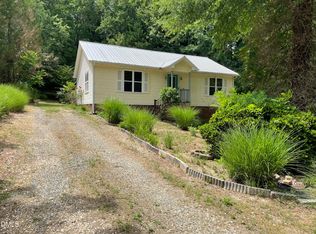 611 N 4th St, Mebane, NC 27302