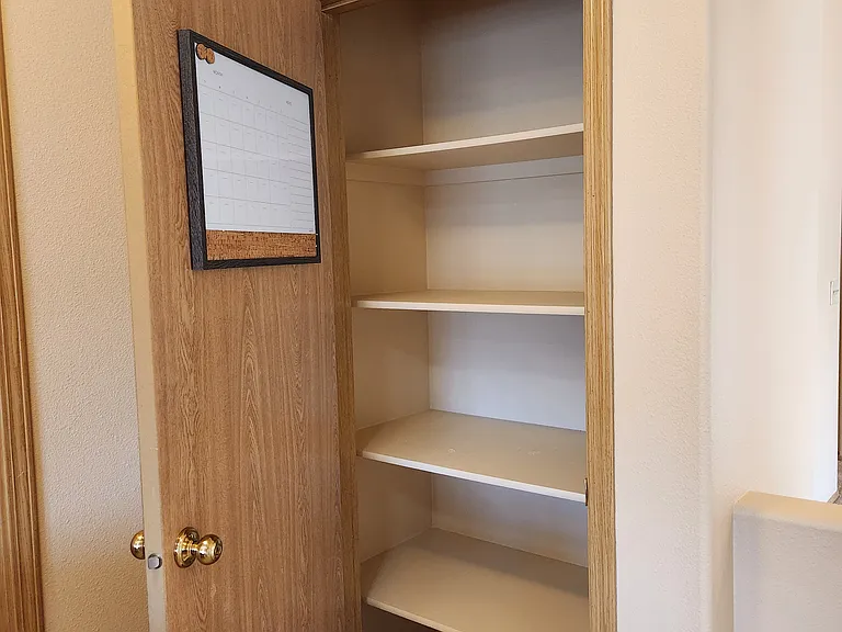 Kitchen pantry