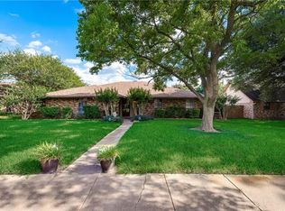 922 Shell Ln, Lancaster, TX 75146