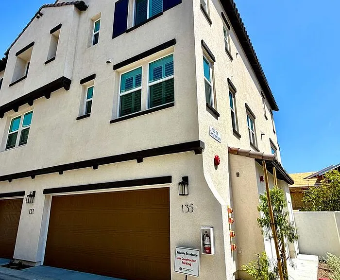 135 Evergreen Ln — Photo 7