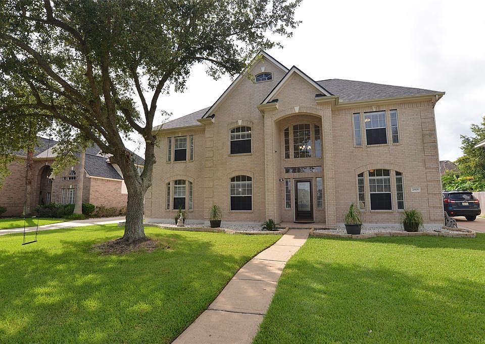 1st image of 2505 Vermillion Dr