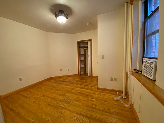 5th image of 54-56 Burbank St #9