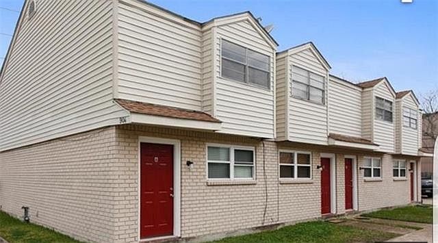 1st image of 904 Saint Julien Dr APT C
