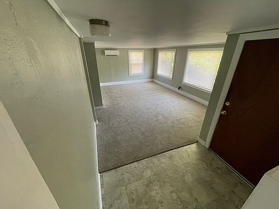 4th image of 2709 E 16th Ave