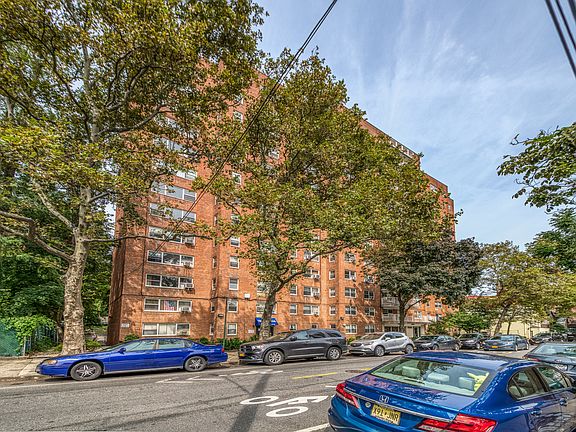 2nd image of 3125 Tibbett Ave APT 7F