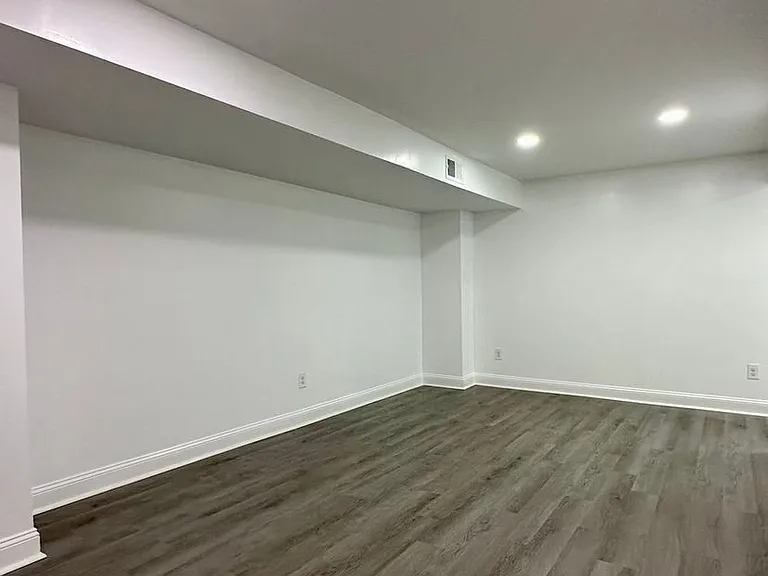 15764 Beau Ridge Dr — Photo 33