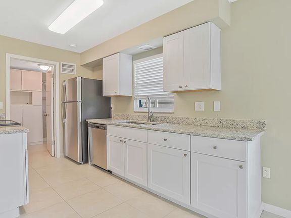 2nd image of 6739 Precourt Dr