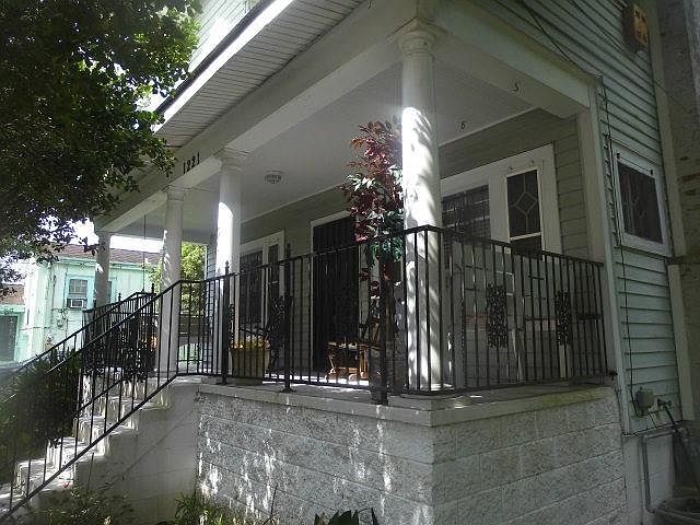1st image of 1221 Behrman Ave
