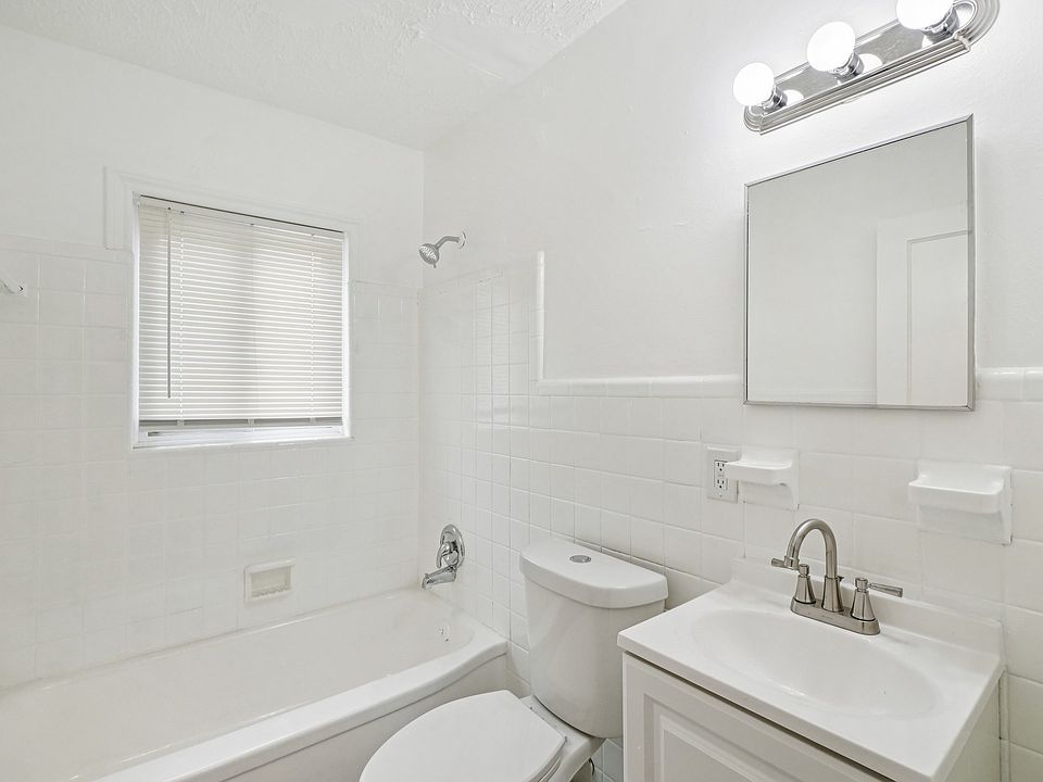 2690 Ewald Cir # 32, photo 7