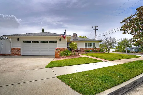 2511 Meadow Lark Dr Photo 1
