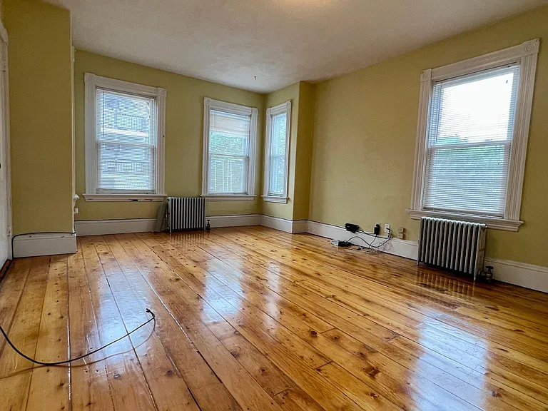 56 Felix St #2 — Photo 9