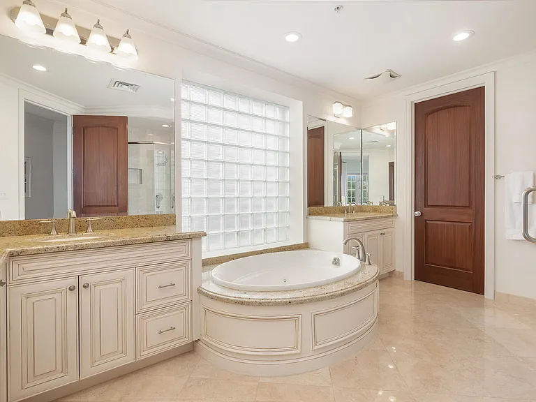 120 Jupiter Key Rd #Penthouse 4 — Photo 16
