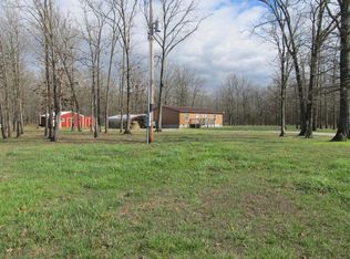 1910 Red Oak Rd, Mansfield, MO 65704