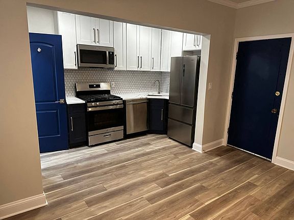 5th image of 37 Harrison St APT 403