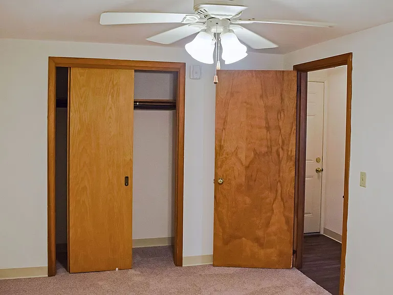 State Street Apartments — Photo 26