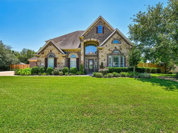 2306 Lakeway Dr, Friendswood, TX 77546