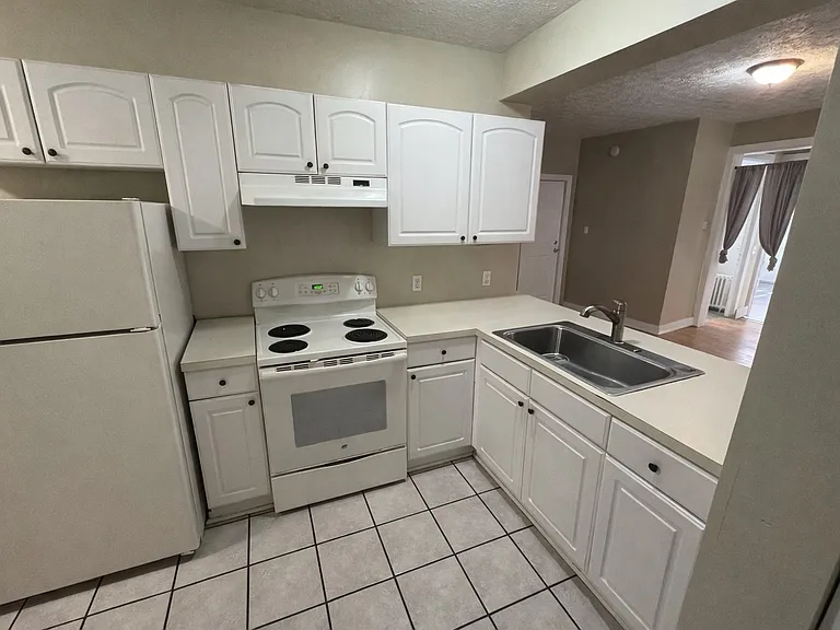 128 Meigs St #2 — Photo 9
