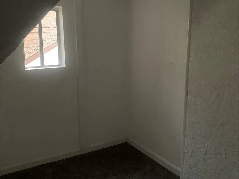 2732 N G St #1 — Photo 6
